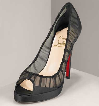       , 4   Christian Louboutin!