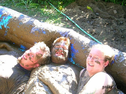 Ежегодный праздник "Mud Day" в Вестленде Ежегодный праздник "Mud Day" в Вестленде