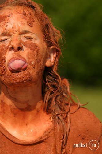 Ежегодный праздник "Mud Day" в Вестленде Ежегодный праздник "Mud Day" в Вестленде