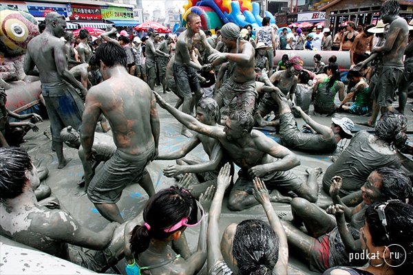 Фестиваль грязи в Южной Корее