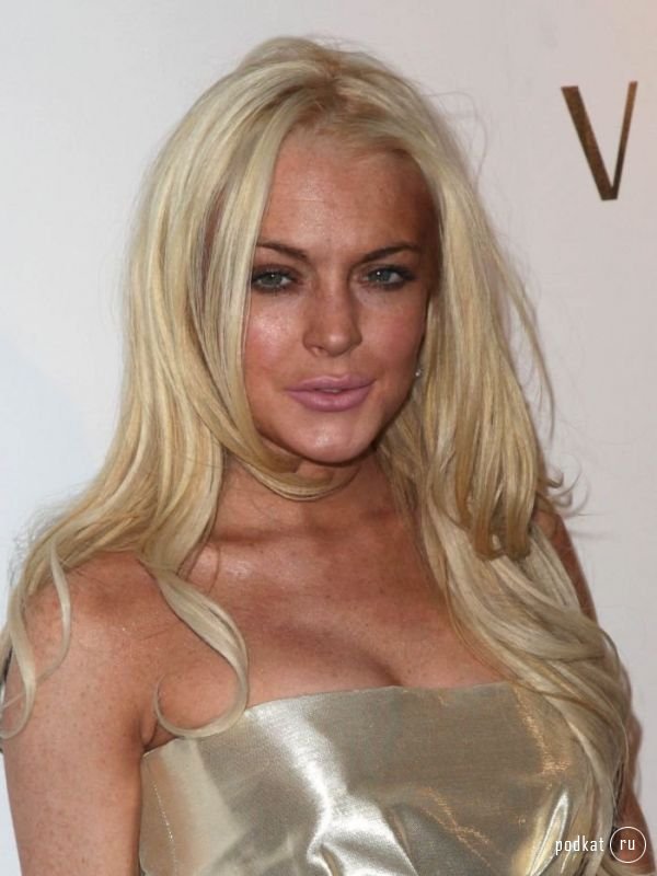     (Lindsay Lohan)   