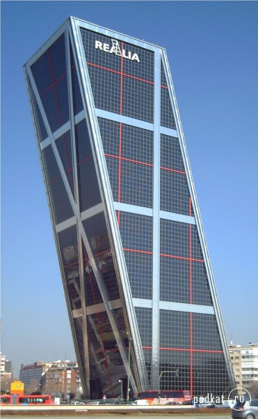 Puerta de Europa- 