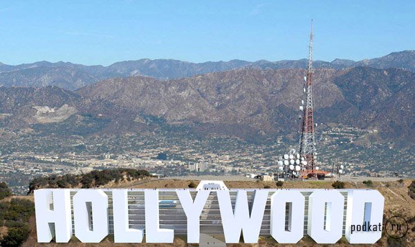 Hollywood Sign Hotel -    