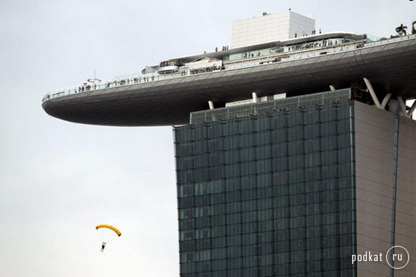  Viura     Marina Bay Sands  