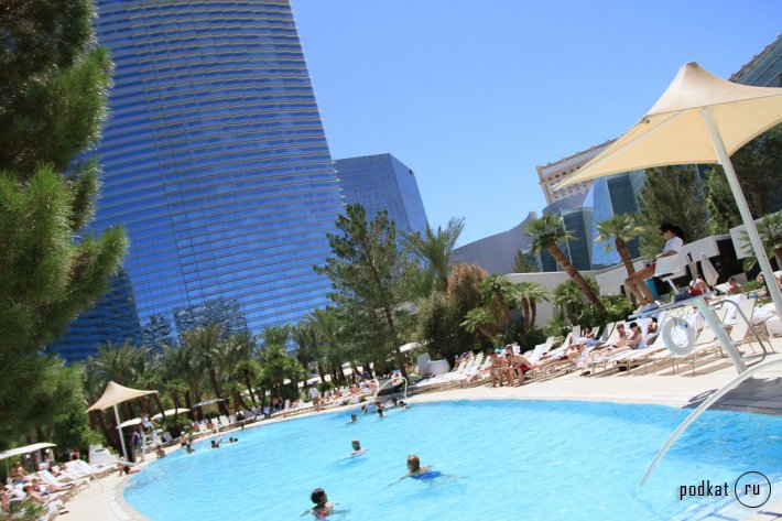 -:  Aria Resort & Casino