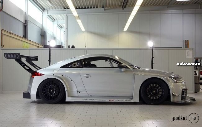   Audi TT RS