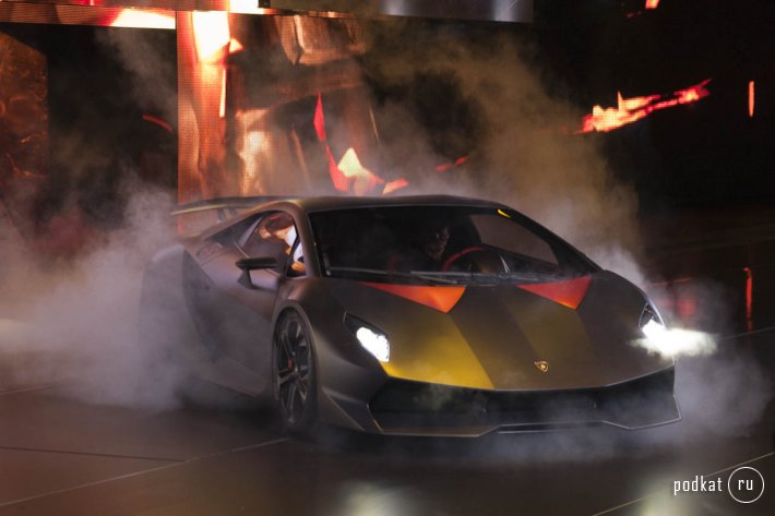  Lamborghini Sesto Elemento