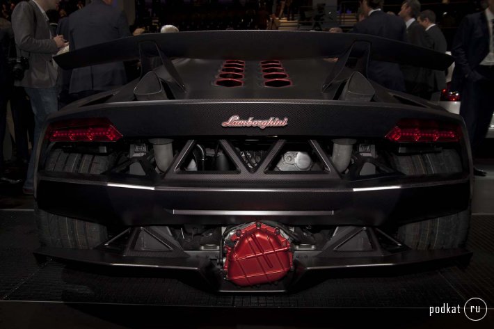  Lamborghini Sesto Elemento