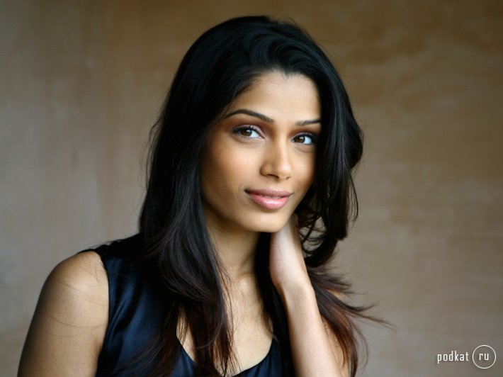   / Freida Pinto