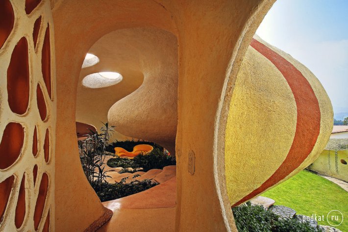 "Nautilus House" ( Javier Senosiain)