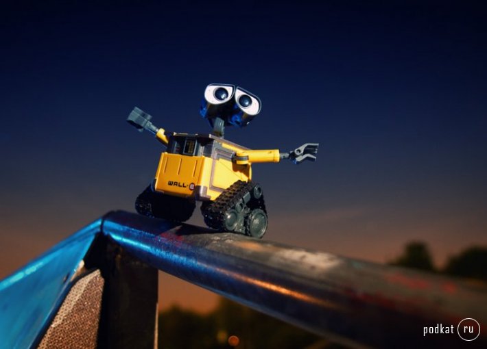  Wall-E  Danbo (55 )