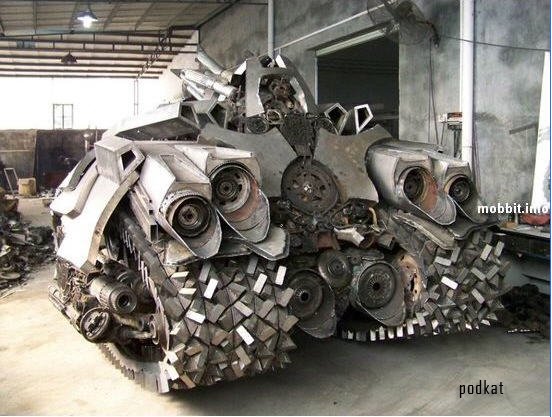     Megatron Tank  