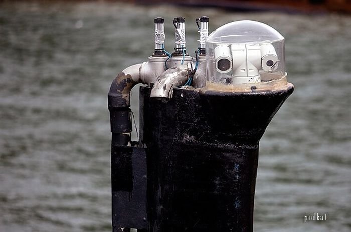 Внутри подводной лодки для перевозки кокаина