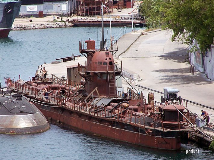Украинская подводная лодка «Запорожье»