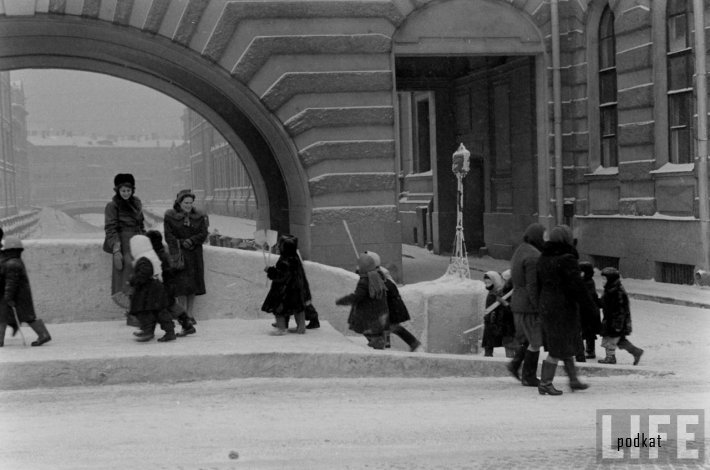 Американские туристы в Ленинграде зимой 1955-1956 гг.