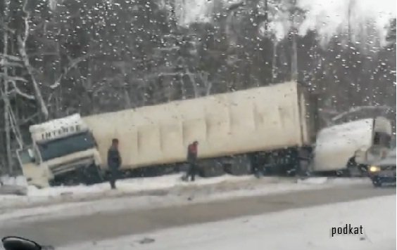 Аварии грузовиков Февраль 2015