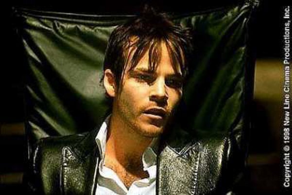 -  ,  Stephen Dorff