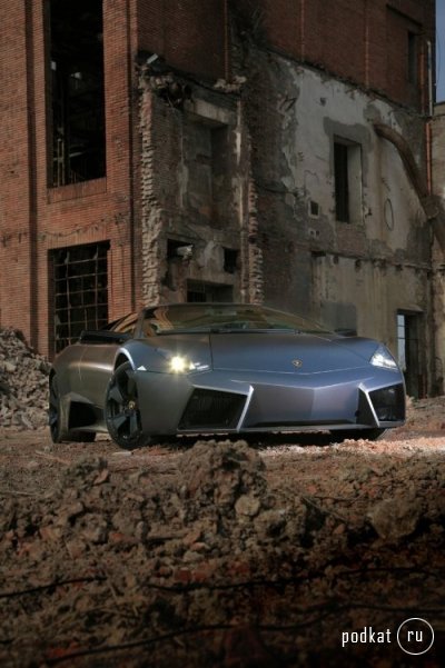   Lamborghini Reventon