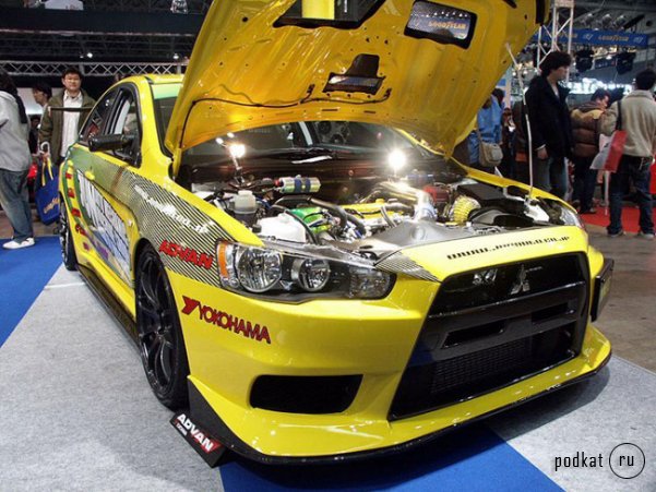 3     Mitsubishi Lancer Evolution X