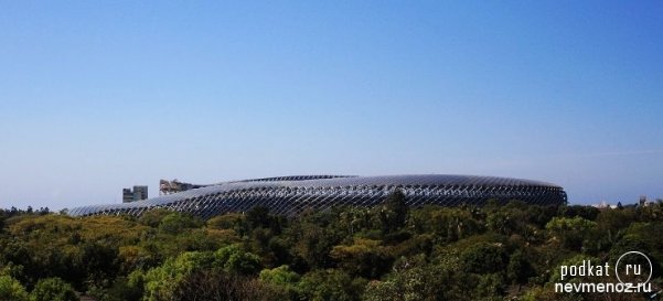 Стадион на солнечных батареях 